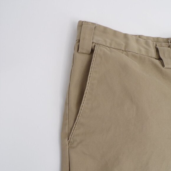 Eddie Bauer Khaki Cotton Size 40 Shorts. - Picture 4 of 9